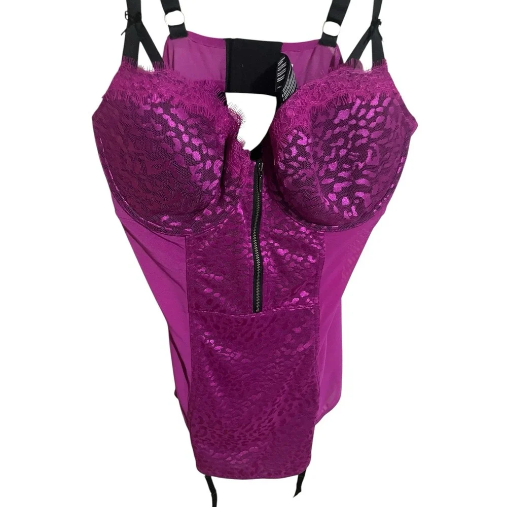 Ashley Graham nwot ashley